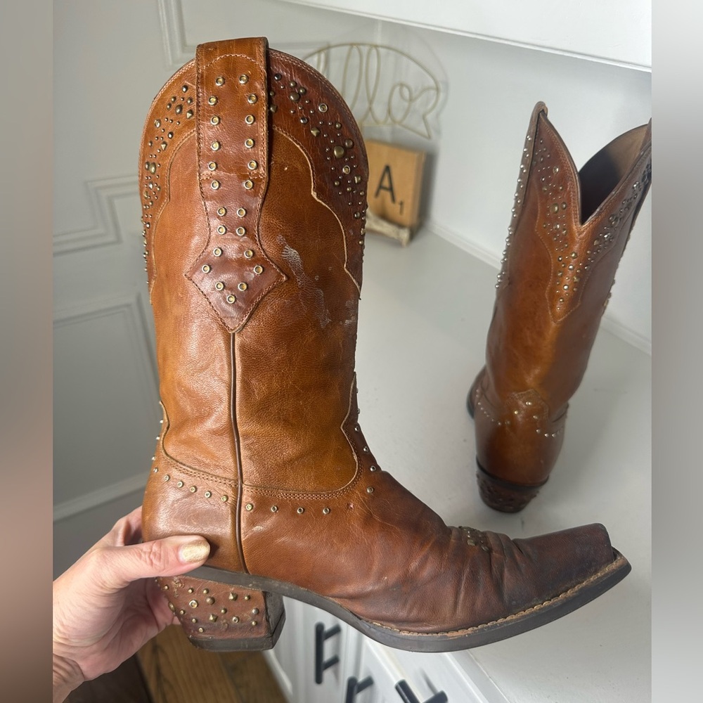 Ariat Women’s 9B Studded Western Cowboy Boots Brown Leather Distressed - Picture 7 of 9